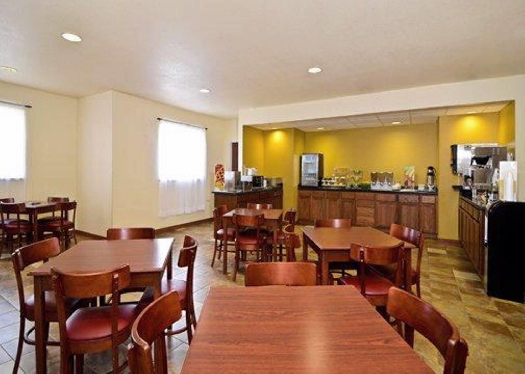 Quality Inn & Suites Park City Restaurant foto